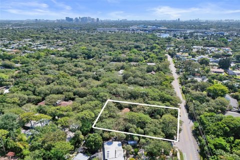 House in Fort Lauderdale, Florida 2 bedrooms, 105.44 sq.m. № 2154714 - photo 6