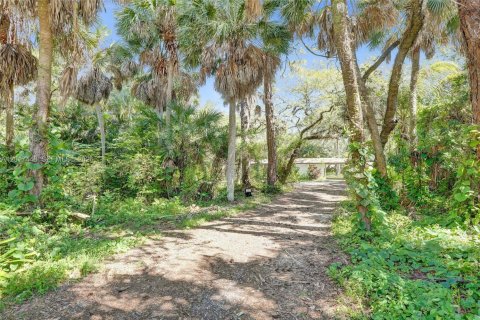 House in Fort Lauderdale, Florida 2 bedrooms, 105.44 sq.m. № 2154714 - photo 13