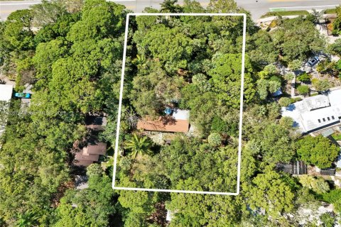 House in Fort Lauderdale, Florida 2 bedrooms, 105.44 sq.m. № 2154714 - photo 4