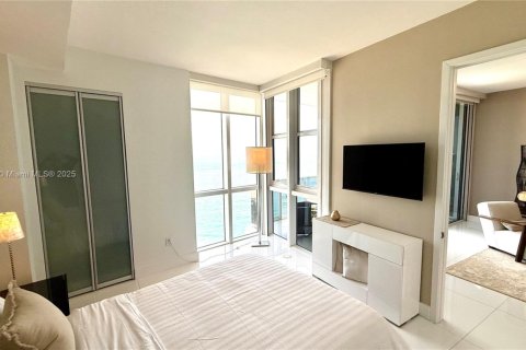 Condominio en alquiler en Sunny Isles Beach, Florida, 2 dormitorios, 149.94 m2 № 1969347 - foto 9