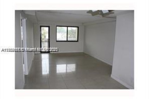 Copropriété à vendre à Hallandale Beach, Floride: 1 chambre, 87.05 m2 № 1977803 - photo 6