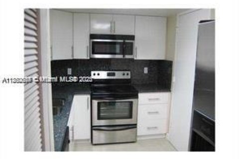 Copropriété à vendre à Hallandale Beach, Floride: 1 chambre, 87.05 m2 № 1977803 - photo 3