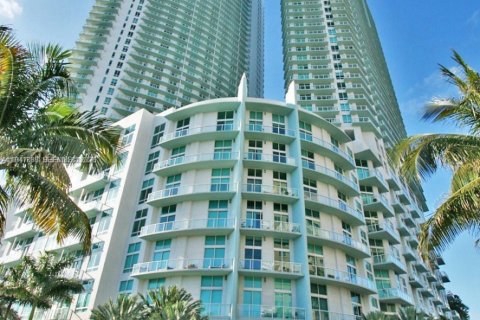 Condo in Miami, Florida, 1 bedroom  № 2000055