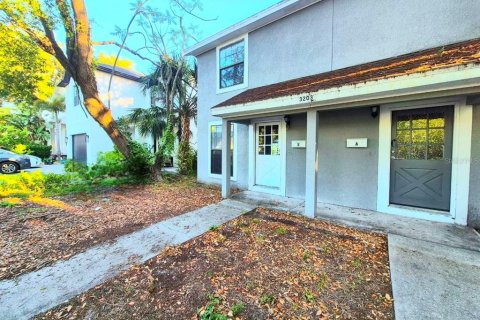 Apartamento en alquiler en Tampa, Florida, 2 dormitorios, 154.59 m2 № 2111906 - foto 2