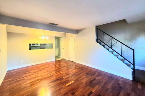 Apartamento en alquiler en Tampa, Florida, 2 dormitorios, 154.59 m2 № 2111906 - foto 5