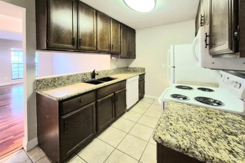 Apartamento en alquiler en Tampa, Florida, 2 dormitorios, 154.59 m2 № 2111906 - foto 10