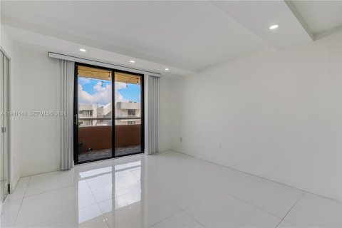 Condominio en venta en Miami Beach, Florida, 2 dormitorios, 104.42 m2 № 2189949 - foto 8