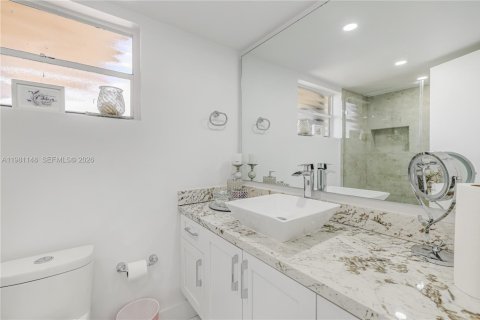 Condominio en venta en Miami Beach, Florida, 2 dormitorios, 104.42 m2 № 2189949 - foto 10
