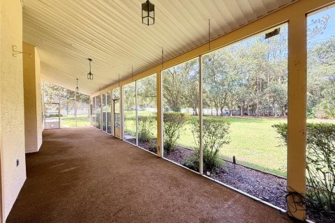 Villa ou maison à louer à Lake Mary, Floride: 4 chambres, 280.66 m2 № 2167776 - photo 24