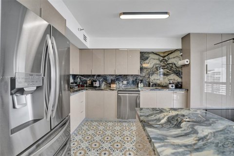 Купить кондоминиум в Авентура, Флорида 2 спальни, 126.81м2, № 1942606 - фото 5