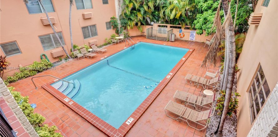 Appartement à Coral Gables, Floride 1 chambre, 65.03 m2 № 1752419
