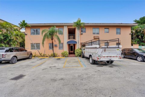 Appartement à louer à Coral Gables, Floride: 1 chambre, 65.03 m2 № 1752419 - photo 16