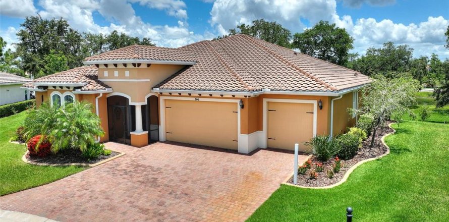 House in Kissimmee, Florida 3 bedrooms, 266.72 sq.m. № 1801746