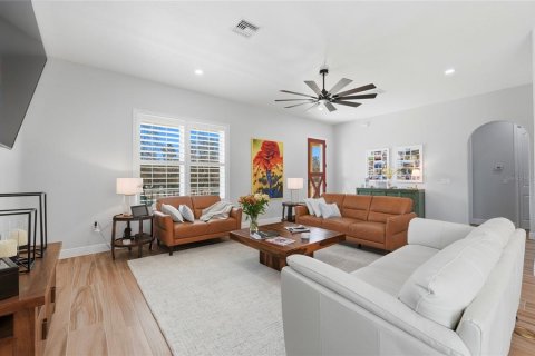 Casa en venta en Frostproof, Florida, 2 dormitorios, 155.33 m2 № 2156753 - foto 14
