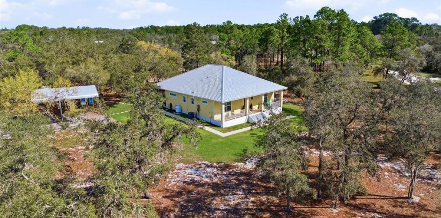 Casa en Frostproof, Florida 2 dormitorios, 155.33 m2 № 2156753