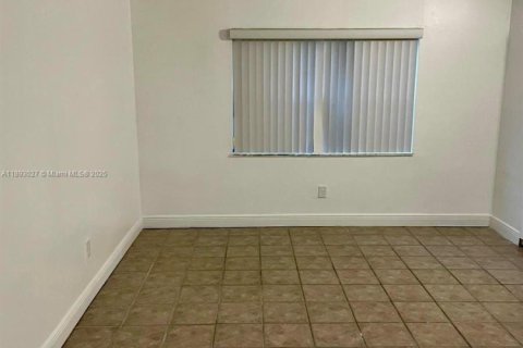 Copropriété à louer à Miami, Floride: 1 chambre, 72.19 m2 № 1947063 - photo 6