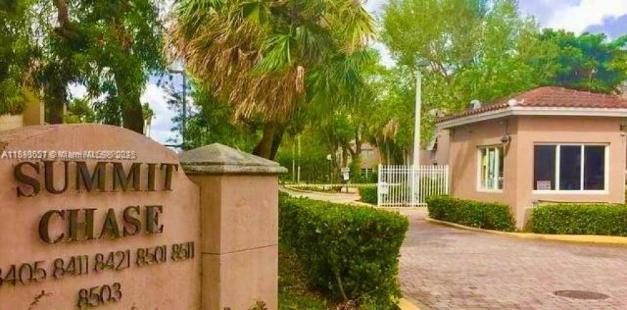 Condo à Miami, Floride, 1 chambre  № 1947063