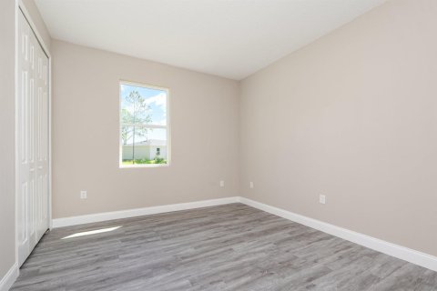 House in Palm Bay, Florida 4 bedrooms, 201.69 sq.m. № 2082049 - photo 20