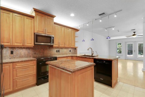 House in Juno Beach, Florida 4 bedrooms, 230.03 sq.m. № 2086874 - photo 30