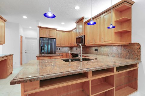 House in Juno Beach, Florida 4 bedrooms, 230.03 sq.m. № 2086874 - photo 29