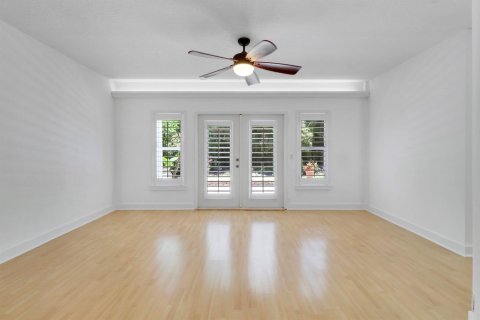 House in Juno Beach, Florida 4 bedrooms, 230.03 sq.m. № 2086874 - photo 24