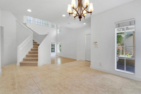 House in Juno Beach, Florida 4 bedrooms, 230.03 sq.m. № 2086874 - photo 9