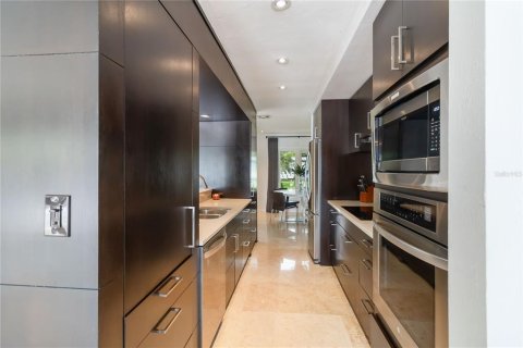Casa en venta en Orlando, Florida, 4 dormitorios, 232.07 m2 № 1774071 - foto 15