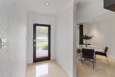 Casa en venta en Orlando, Florida, 4 dormitorios, 232.07 m2 № 1774071 - foto 9