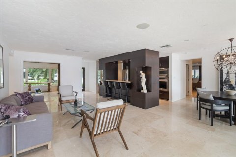 Casa en venta en Orlando, Florida, 4 dormitorios, 232.07 m2 № 1774071 - foto 12