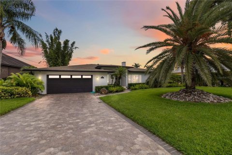 Casa en venta en Orlando, Florida, 4 dormitorios, 232.07 m2 № 1774071 - foto 7