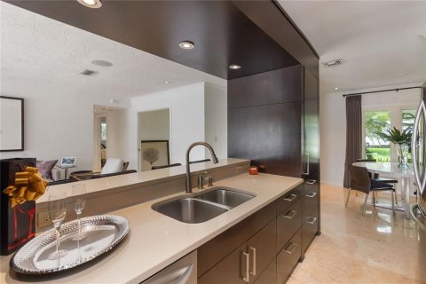 Casa en venta en Orlando, Florida, 4 dormitorios, 232.07 m2 № 1774071 - foto 17