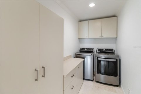 Casa en venta en Orlando, Florida, 4 dormitorios, 232.07 m2 № 1774071 - foto 28