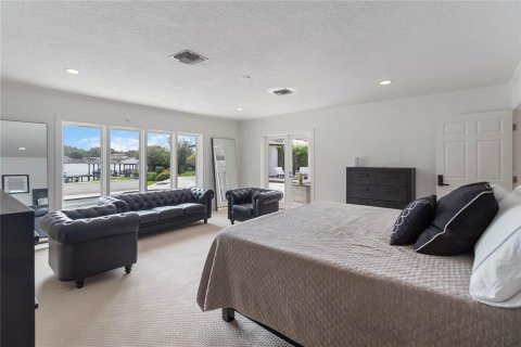 Casa en venta en Orlando, Florida, 4 dormitorios, 232.07 m2 № 1774071 - foto 24