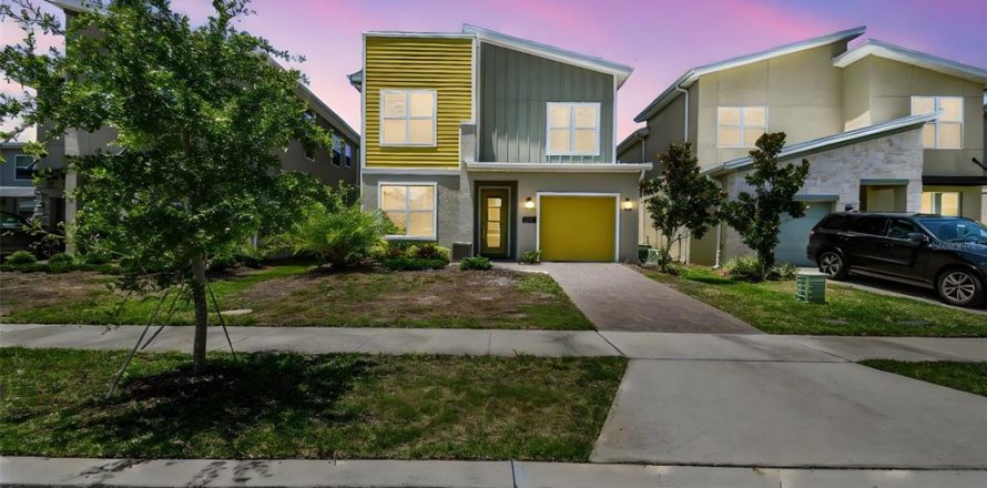 House in Kissimmee, Florida 5 bedrooms, 310.57 sq.m. № 1804024