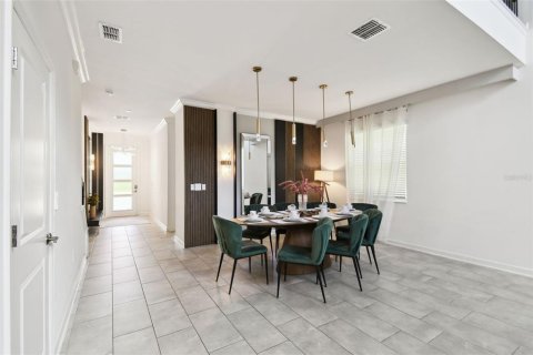 House in Kissimmee, Florida 5 bedrooms, 310.57 sq.m. № 1804024 - photo 12