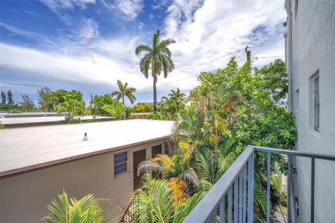 Condo in Miami Beach, Florida, 1 bedroom  № 1962822 - photo 14