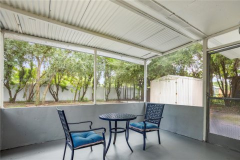 Купить виллу или дом в Холливуд, Флорида 3 спальни, 98.1м2, № 1930680 - фото 28