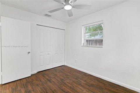 Купить виллу или дом в Холливуд, Флорида 3 спальни, 98.1м2, № 1930680 - фото 20