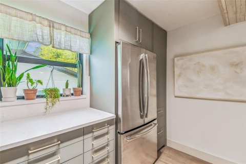 Adosado en venta en Tampa, Florida, 2 dormitorios, 118.91 m2 № 1884654 - foto 9