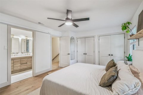 Adosado en venta en Tampa, Florida, 2 dormitorios, 118.91 m2 № 1884654 - foto 21