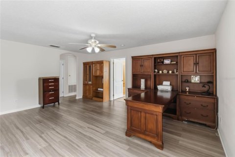 House in Orlando, Florida 5 bedrooms, 309.83 sq.m. № 2277056 - photo 30