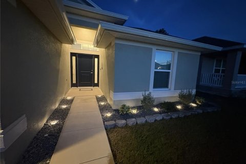 House in Beverly Hills, Florida 4 bedrooms, 157.38 sq.m. № 2200942 - photo 4