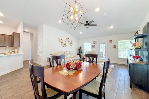 House in Beverly Hills, Florida 4 bedrooms, 157.38 sq.m. № 2200942 - photo 16