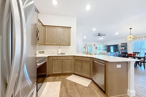 House in Beverly Hills, Florida 4 bedrooms, 157.38 sq.m. № 2200942 - photo 12