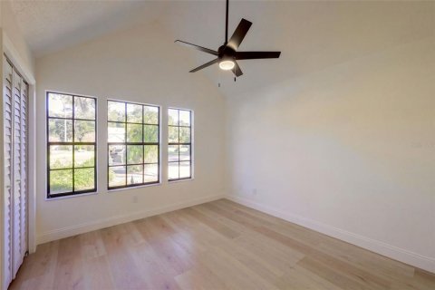 Villa ou maison à vendre à Altamonte Springs, Floride: 4 chambres, 134.52 m2 № 2430779 - photo 17