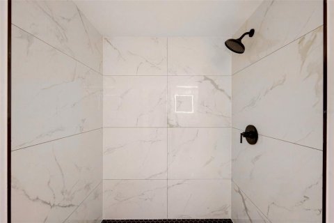 Villa ou maison à vendre à Altamonte Springs, Floride: 4 chambres, 134.52 m2 № 2430779 - photo 22