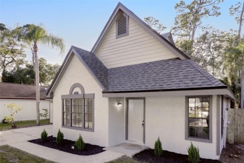 Villa ou maison à vendre à Altamonte Springs, Floride: 4 chambres, 134.52 m2 № 2430779 - photo 4