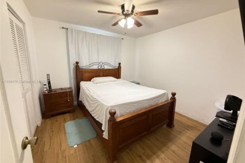 Villa ou maison à vendre à Miami, Floride: 3 chambres, 142.98 m2 № 1852172 - photo 14