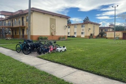 Condo in Orlando, Florida, 2 bedrooms  № 1515889 - photo 5