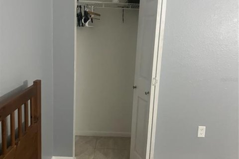 Condo in Orlando, Florida, 2 bedrooms  № 1515889 - photo 24